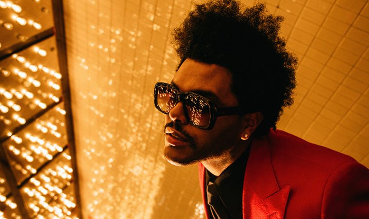 Новый трек The Weeknd Blinding Lights взрывает танцполы