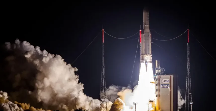 Boeing-made satellite breaks up in space